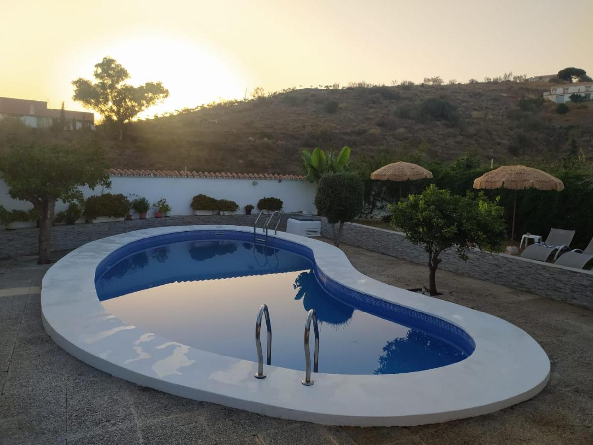 Villa Candela En Benajarafe Piscina Privada Extérieur photo